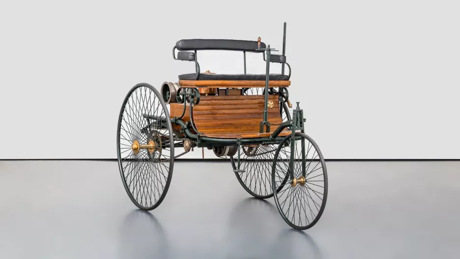 Репліка Benz Patent Motorwagen