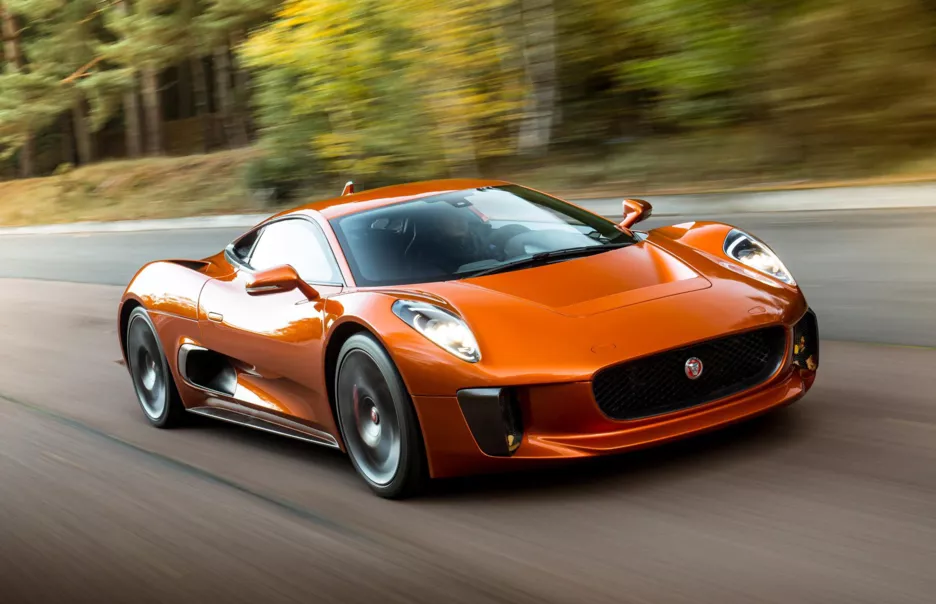 Jaguar C-X75.