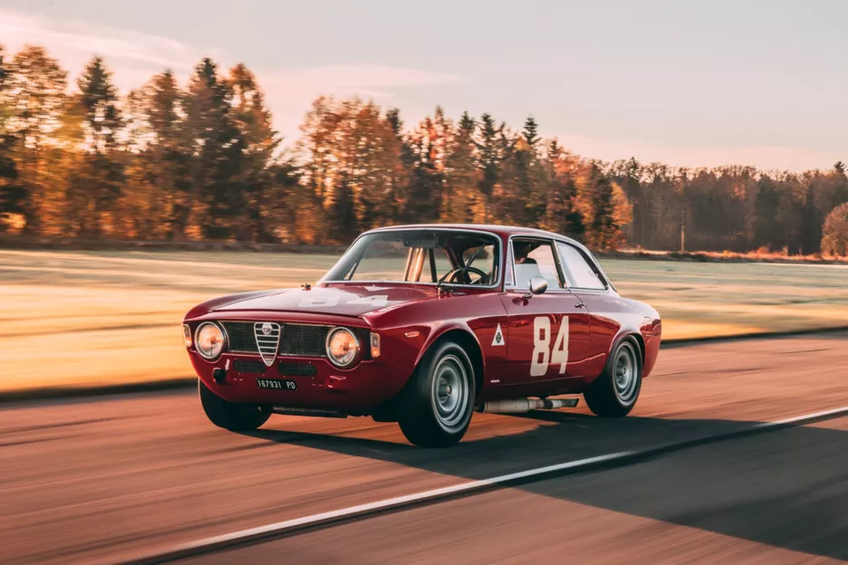 Alfa Romeo GTA.