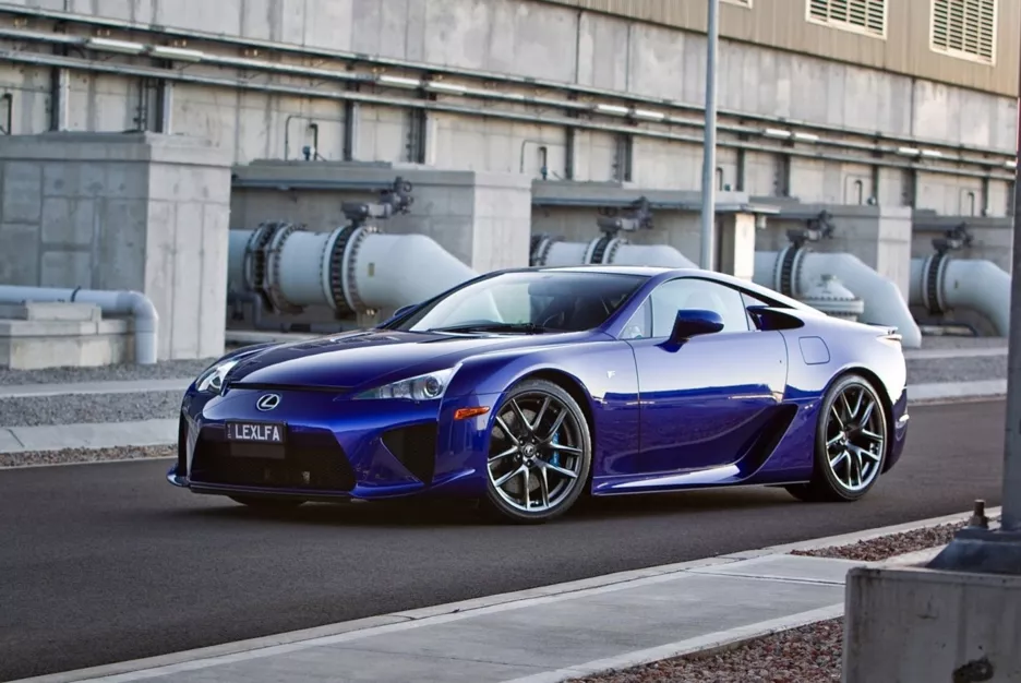 Lexus LFA.