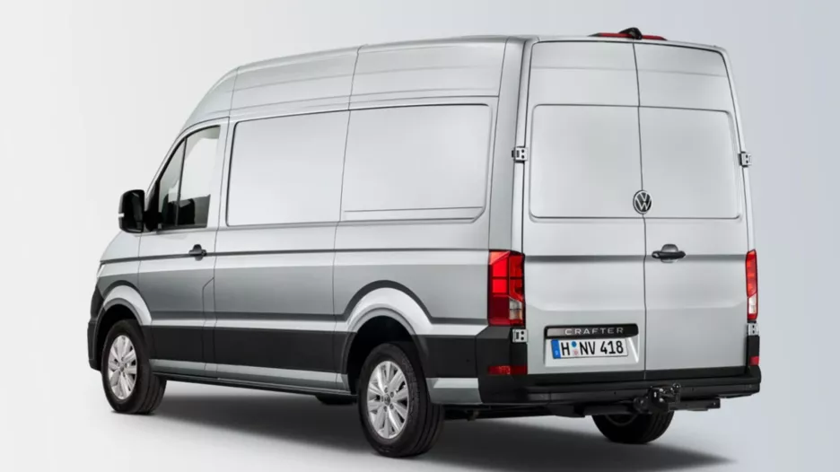 Volkswagen Crafter 2024 задняя часть.