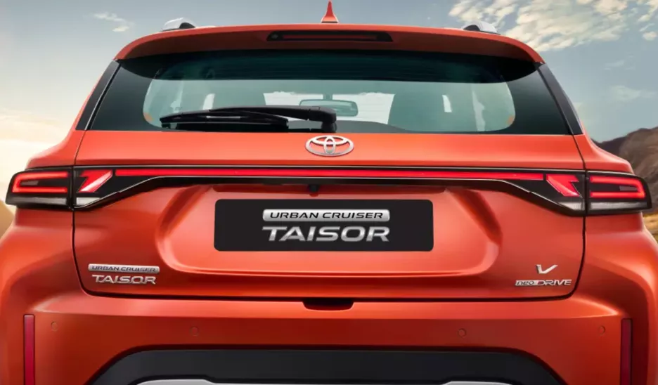 Toyota Urban Cruiser Taisor задняя часть.