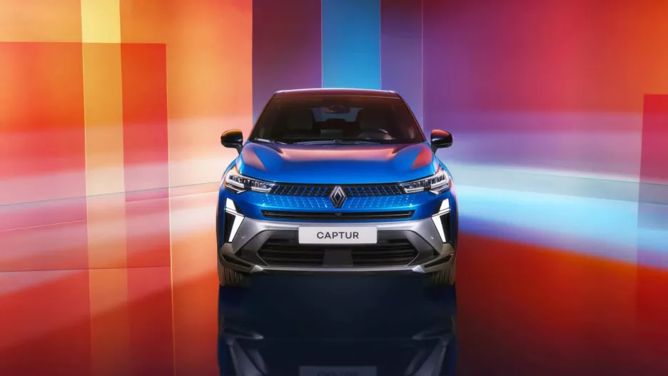 Renault Captur 2024 передня частина.