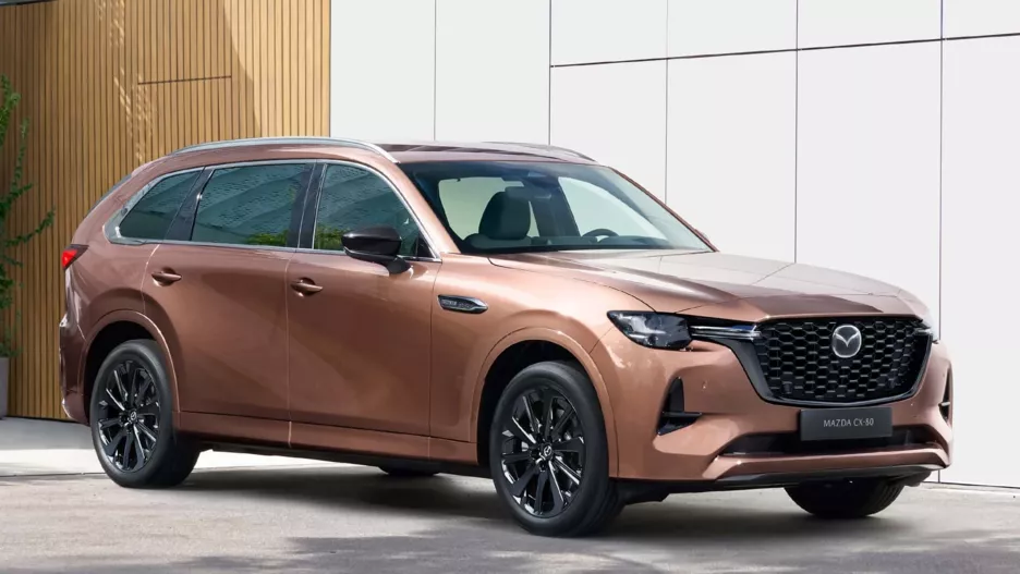 Mazda CX-80 передняя часть.