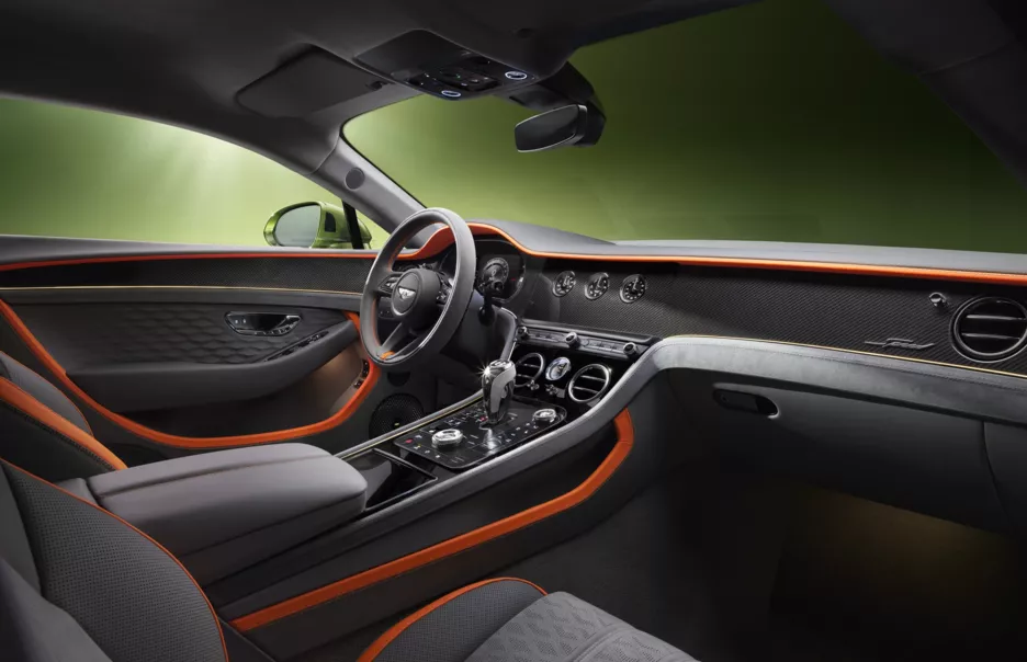 Bentley Continental GT Speed интерьер.