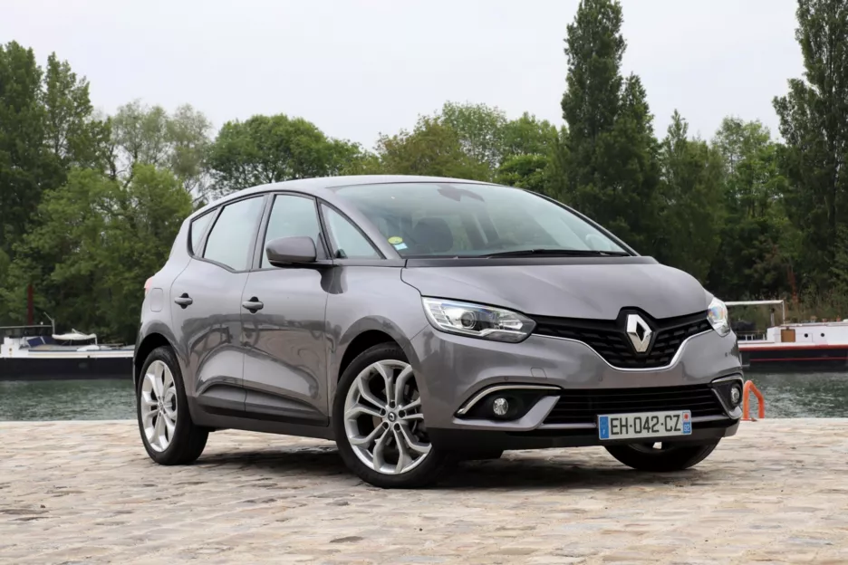 Renault Scenic.