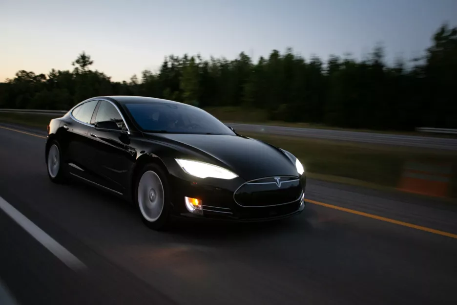 Tesla Model S.