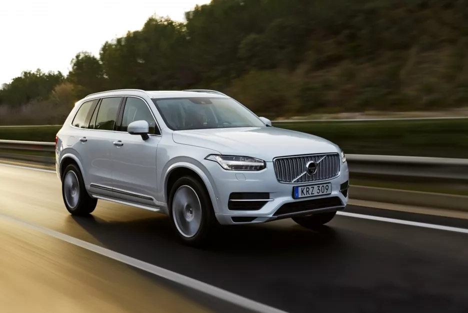 Volvo XC90.