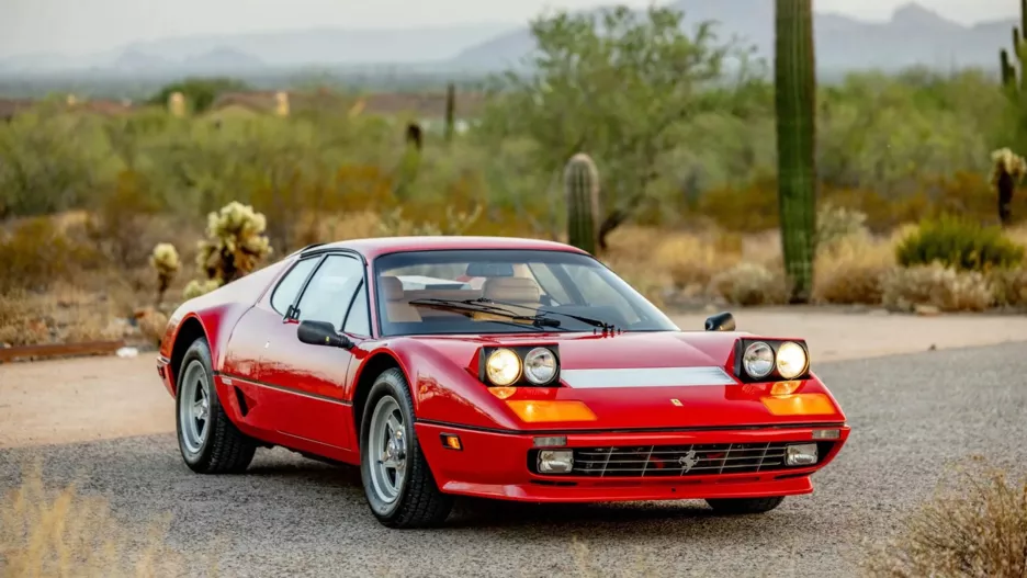 Ferrari 512 BBi передняя часть.