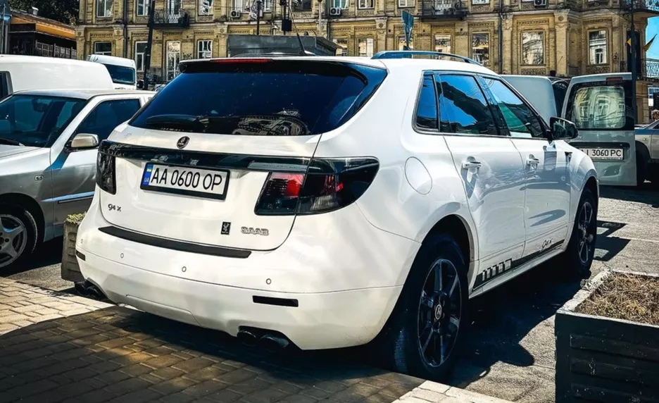 Saab 9-4X задня частина.