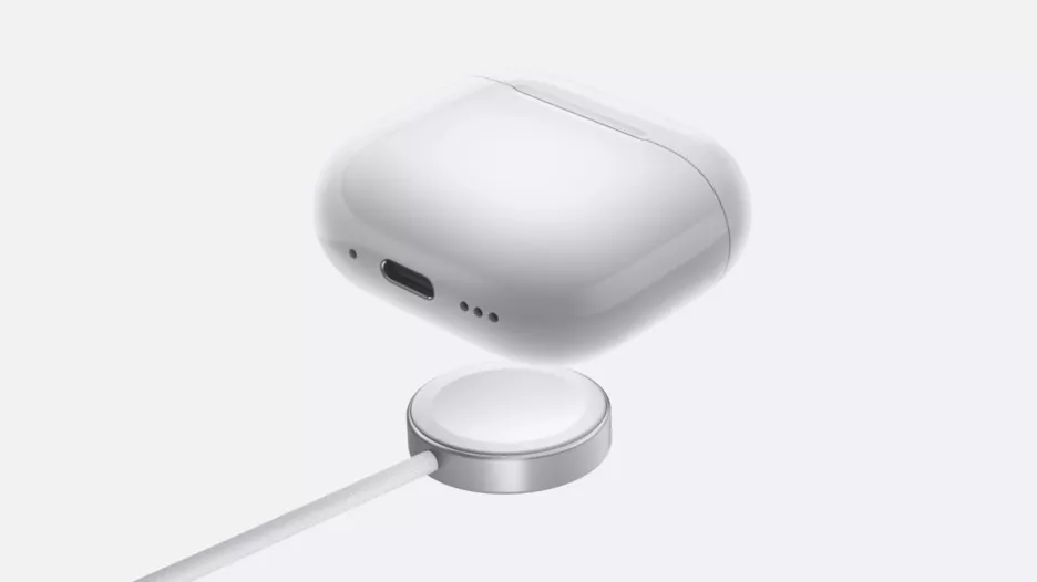 Поддержка зарядного устройства Apple Watch для зарядки кейса AirPods 4.