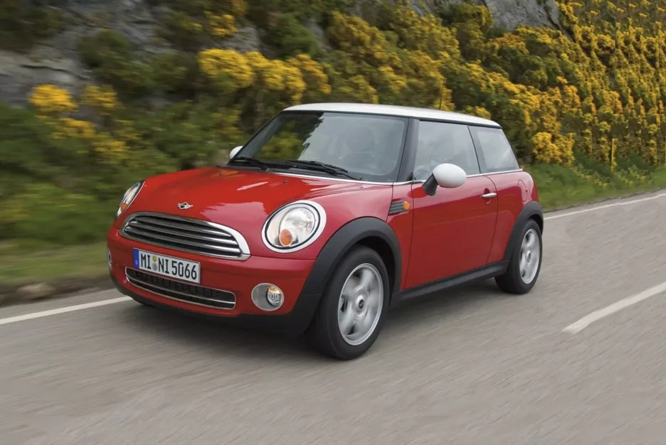 Mini Cooper.