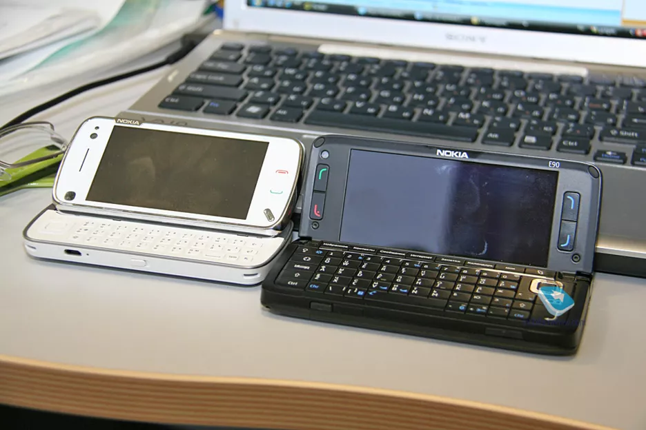 Nokia N97.