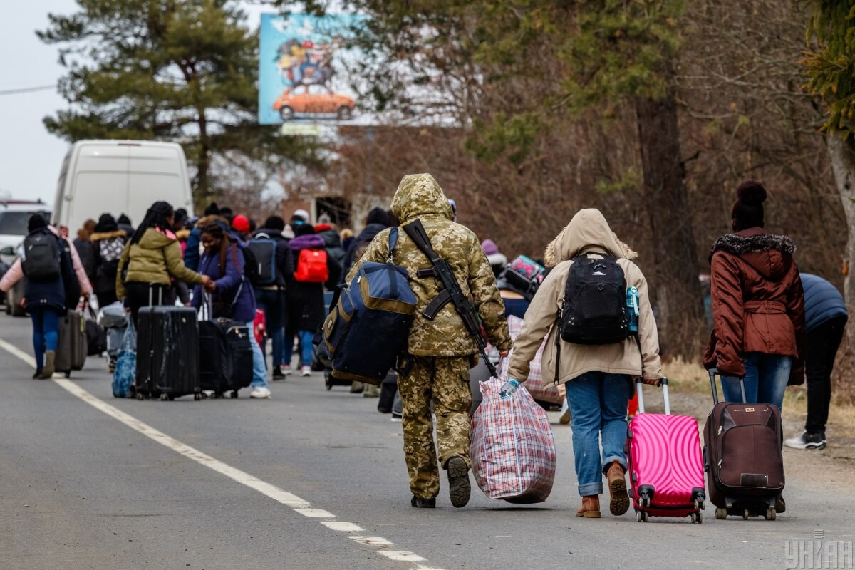 Новые вызовы для украинцев в Германии: как лагеря могут угрожать беженцам |  Новости PRO