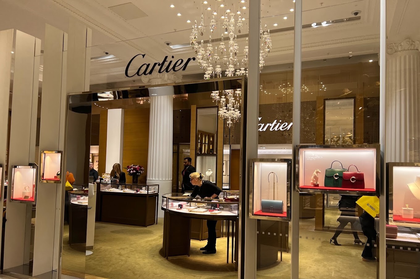 Альтернатива Cartier: сколько стоят ювелирные браслеты от украинских брендов  (фото) | Новости PRO